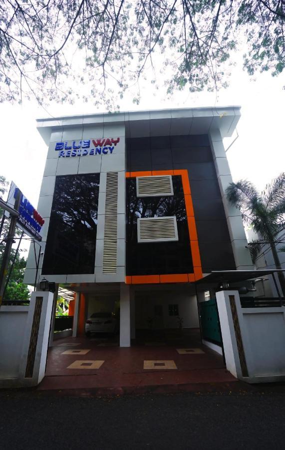 Blueway Residency Business Boutique Hotel Thiruvananthapuram Exteriör bild